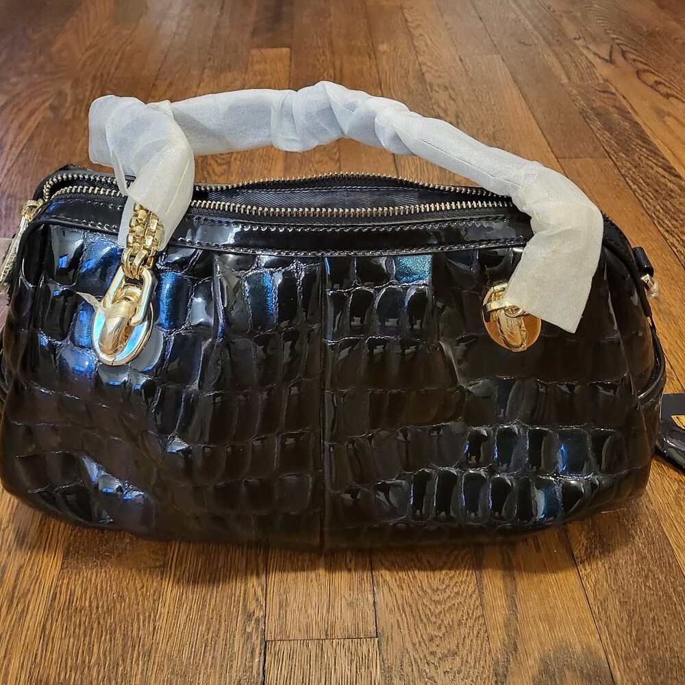 Zooler Global Glossy Crocodile Patern Bag